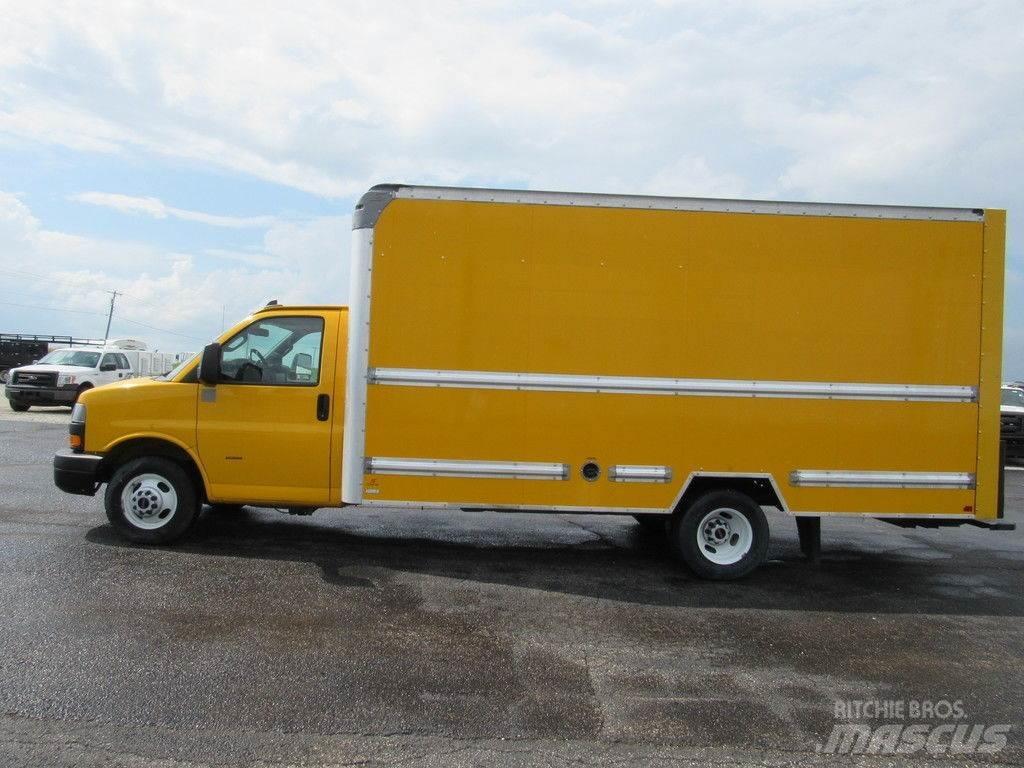 GMC Savana 3500 Camion Fourgon