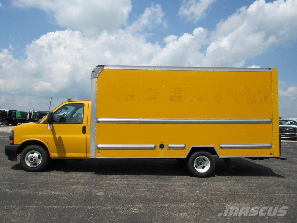 GMC Savana 3500 Camion Fourgon