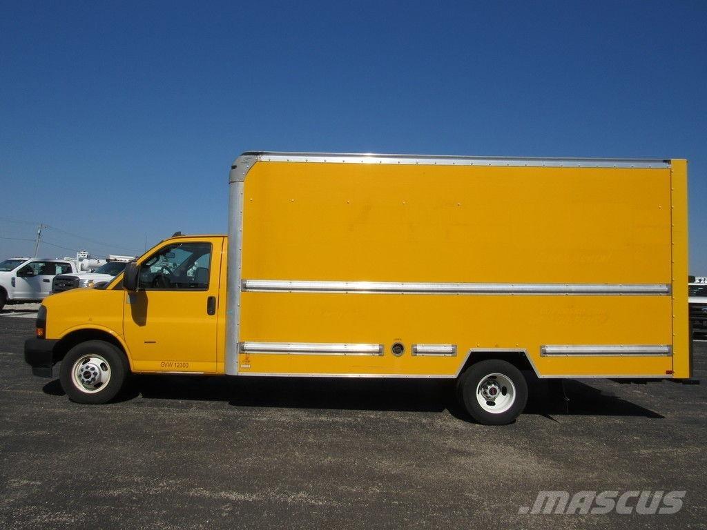 GMC Savana 3500 Camion Fourgon
