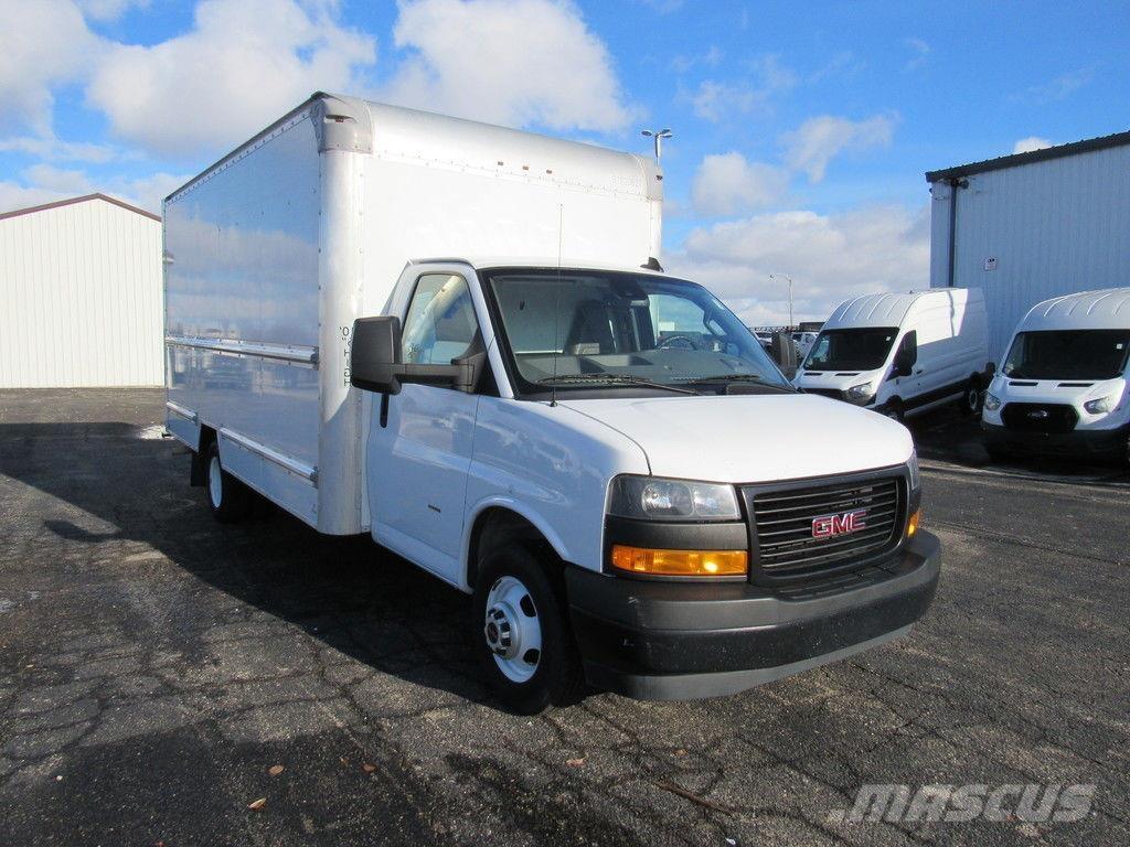 GMC Savana 3500 Camion Fourgon