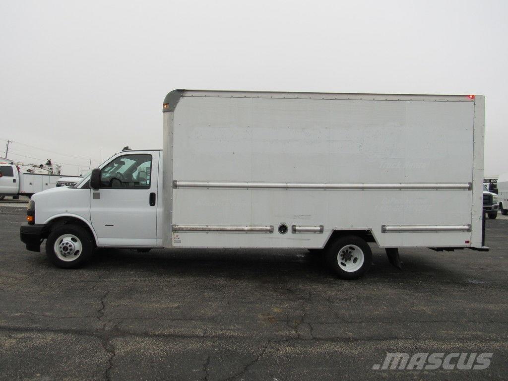 GMC Savana 3500 Camion Fourgon