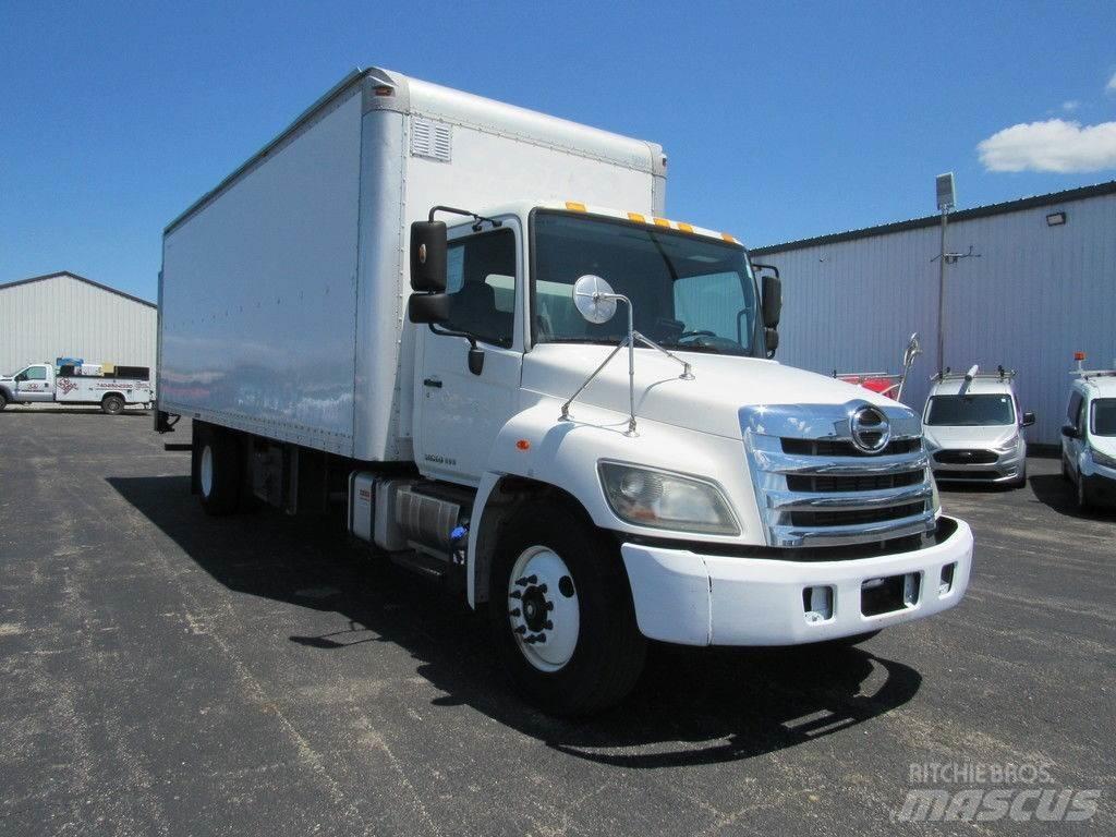 Hino 338 Camion Fourgon