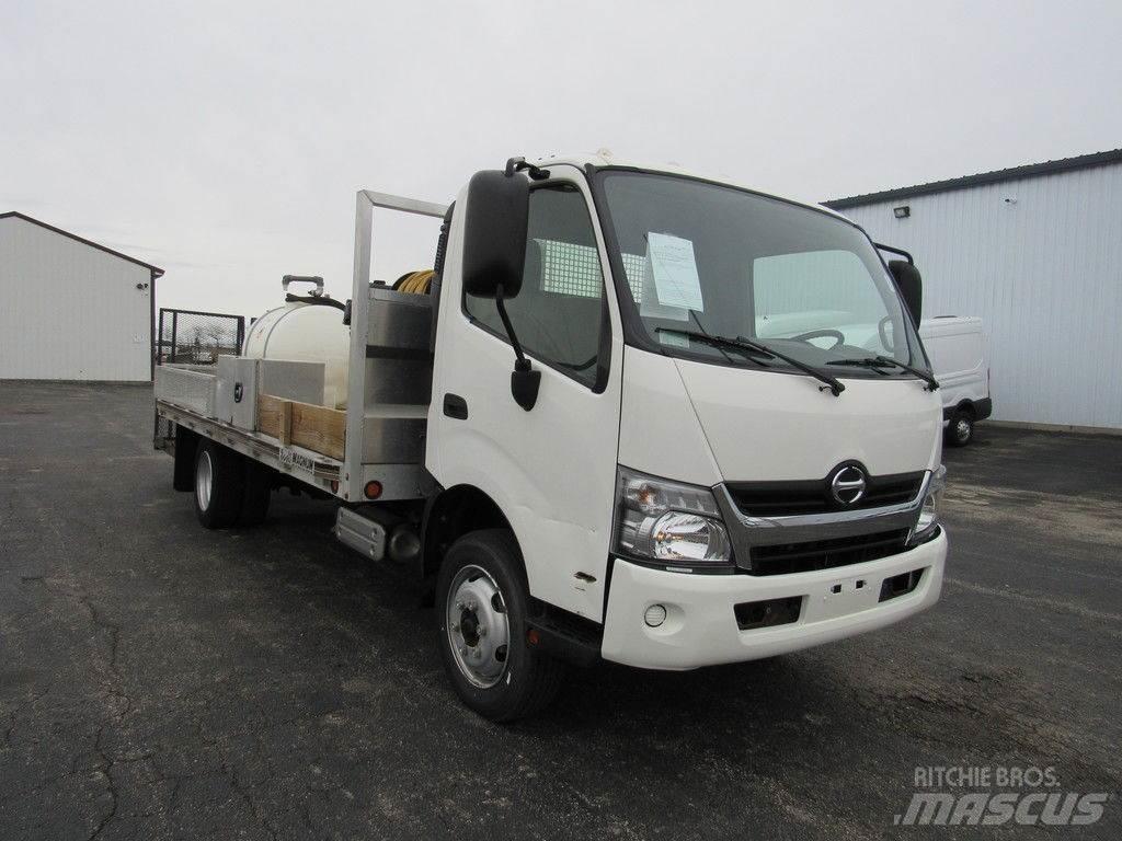 Hino XJC740 Camion plateau