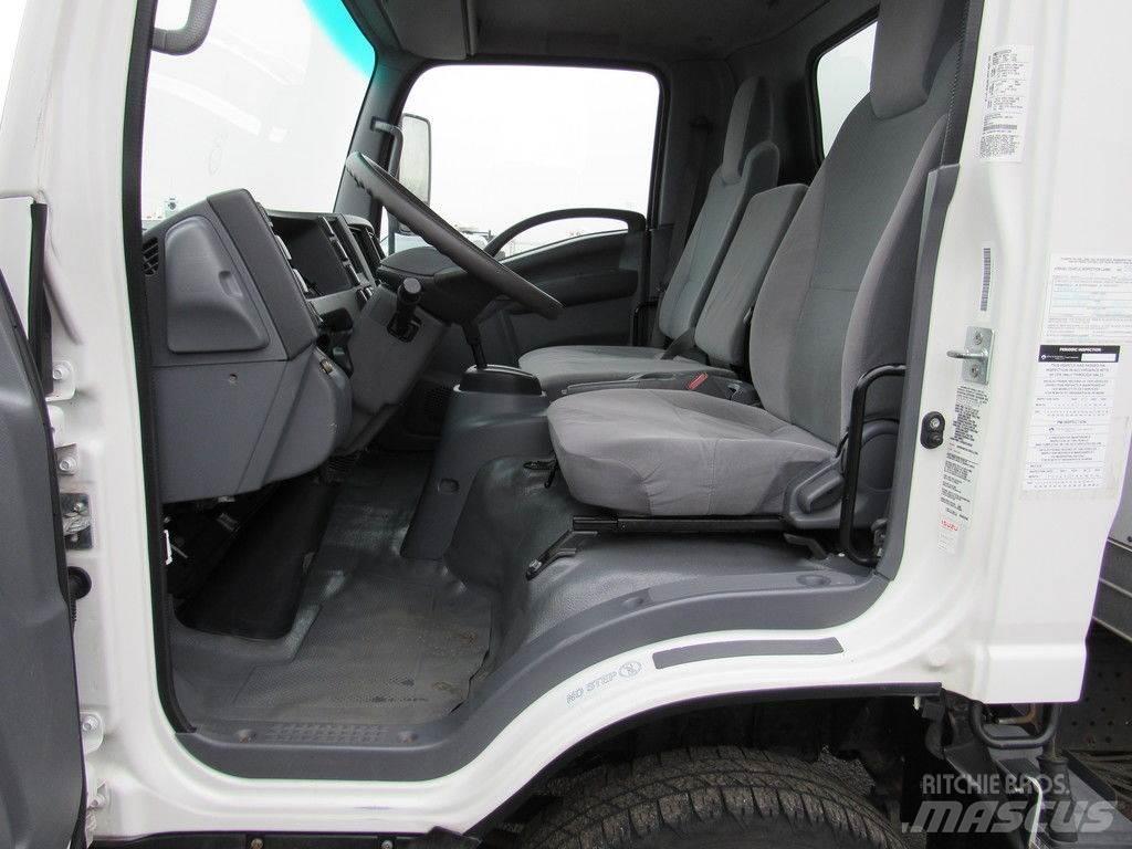 Isuzu NPR Camion Fourgon