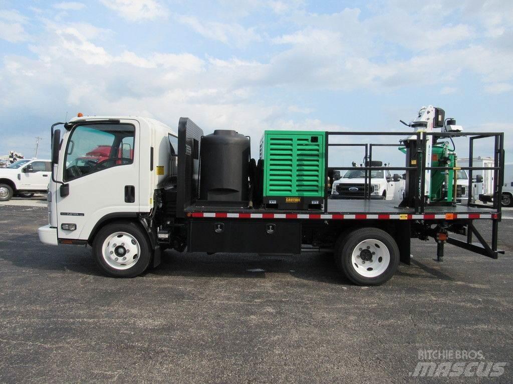 Isuzu NPR HD Camion plateau