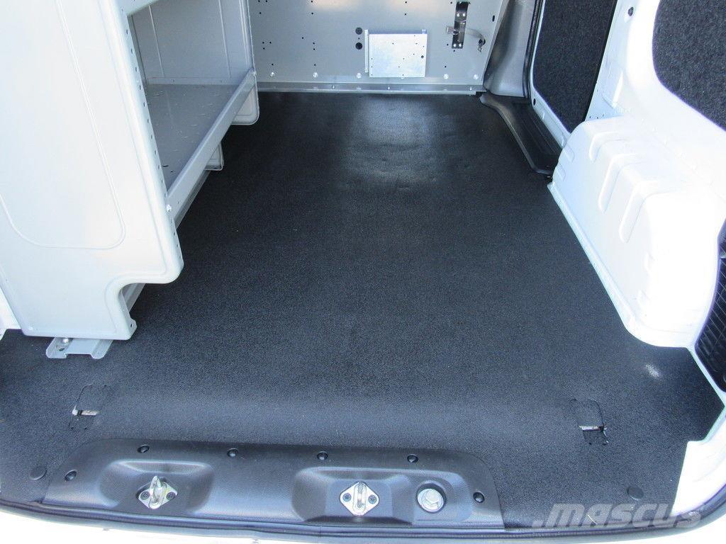 Nissan NV200 Utilitaire