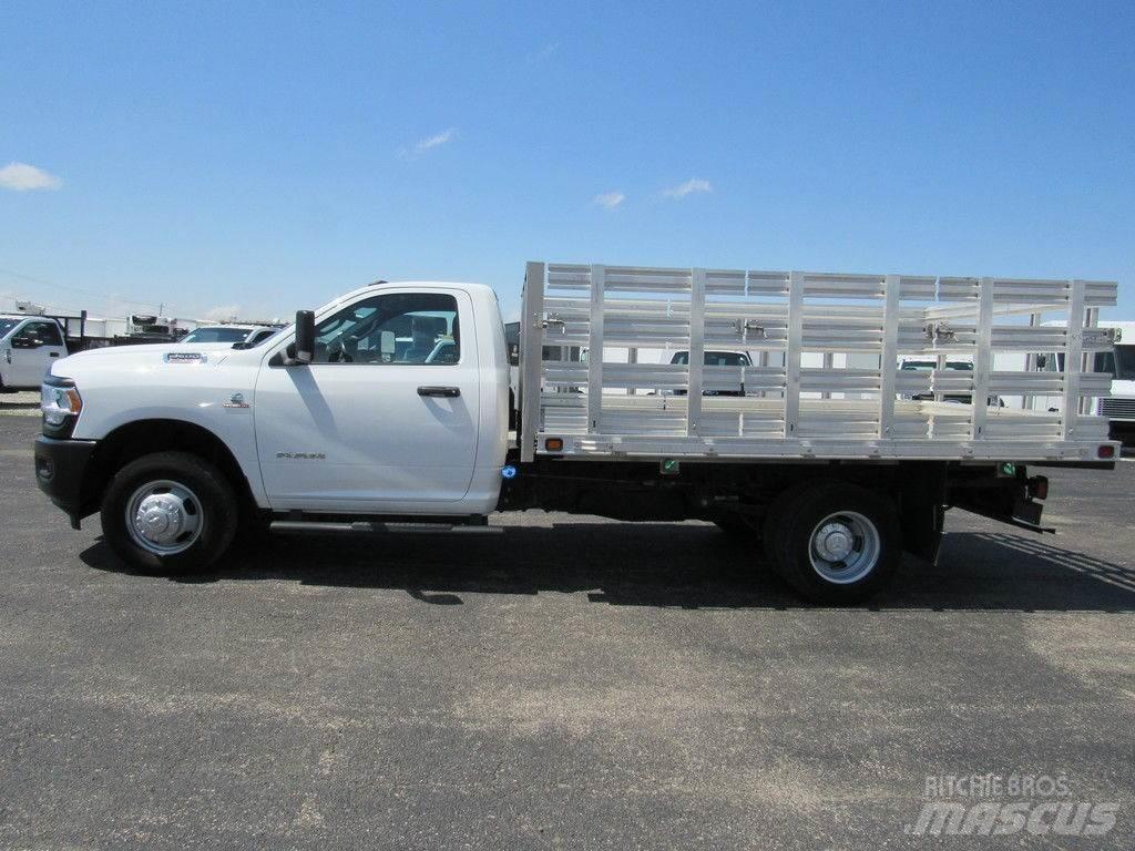 RAM 3500 Camion plateau