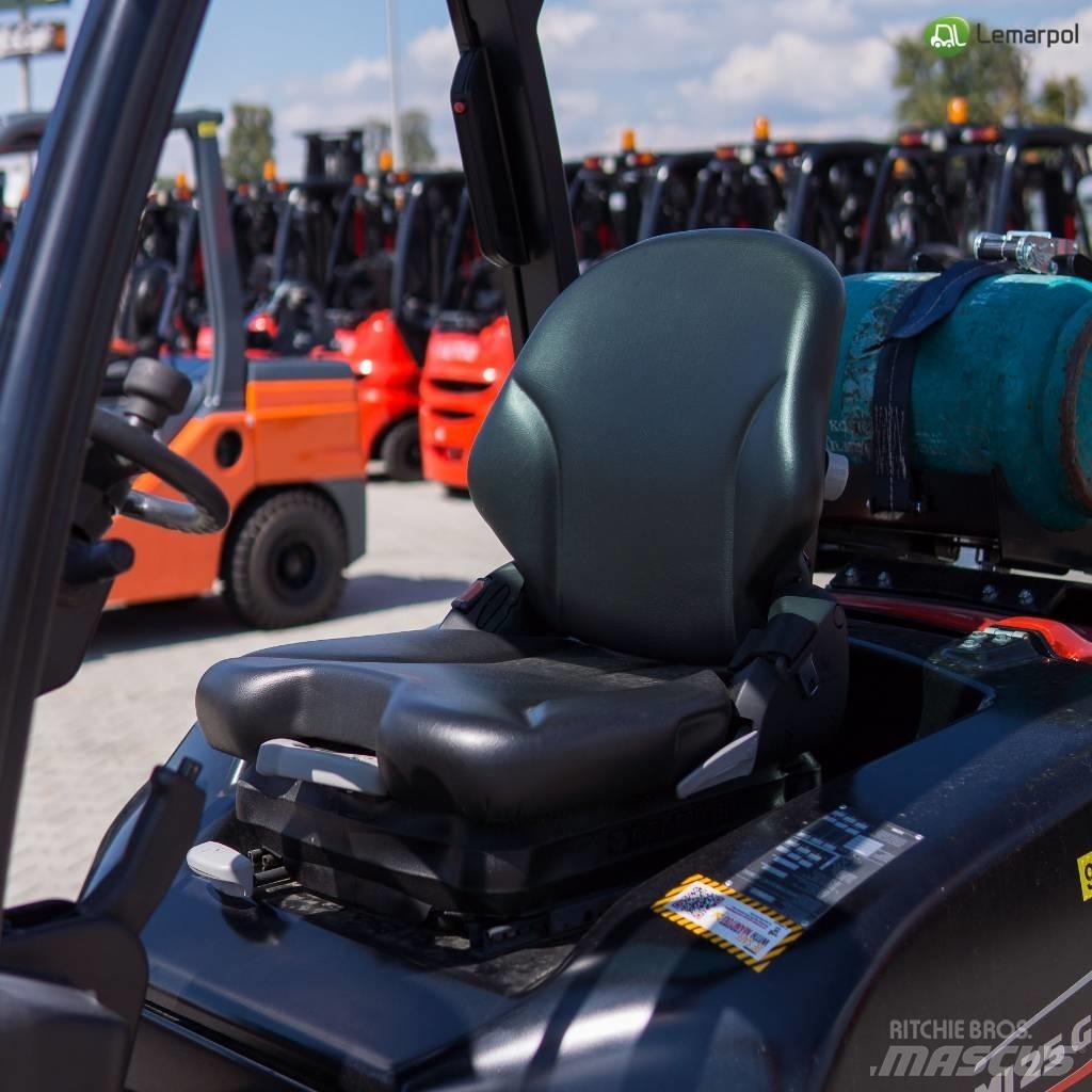Manitou MI 25 G Chariots GPL