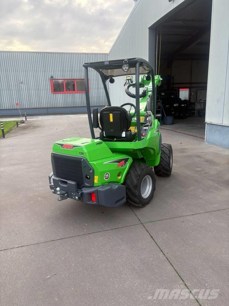 Avant 635 Chargeuse compacte