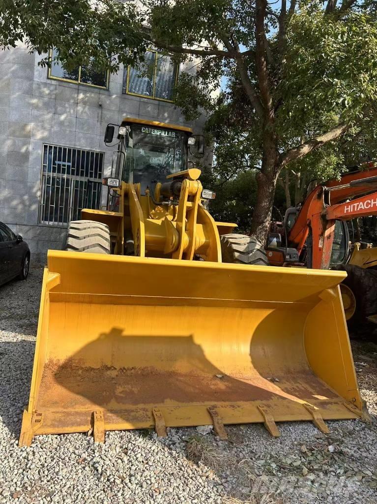 CAT 966 H Chargeuse sur pneus