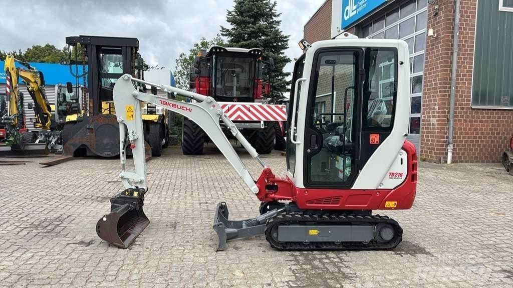 Takeuchi TB216 A Mini pelle < 7t