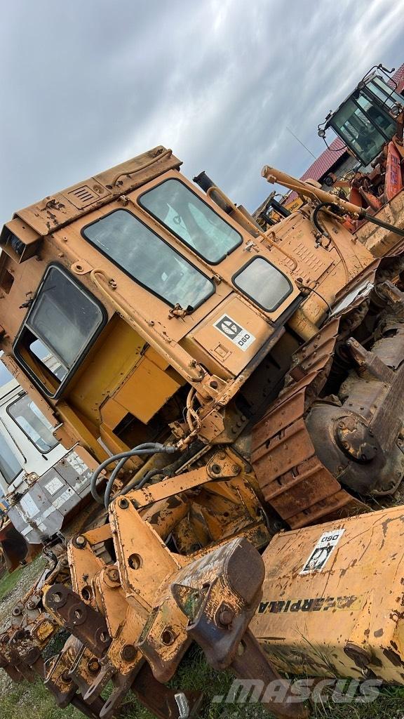 CAT D 6 D Châssis et suspension