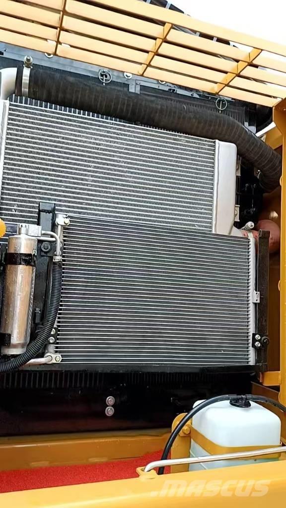 CAT 320DL Pelle sur chenilles