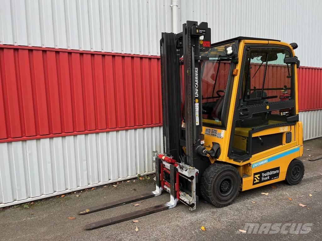 UniCarriers 1Q2L25Q Chariots élévateurs électriques