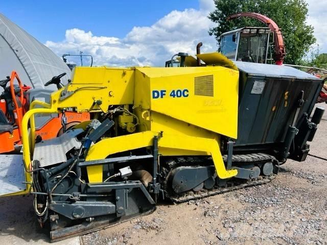 Demag DF 40 C Finisseur