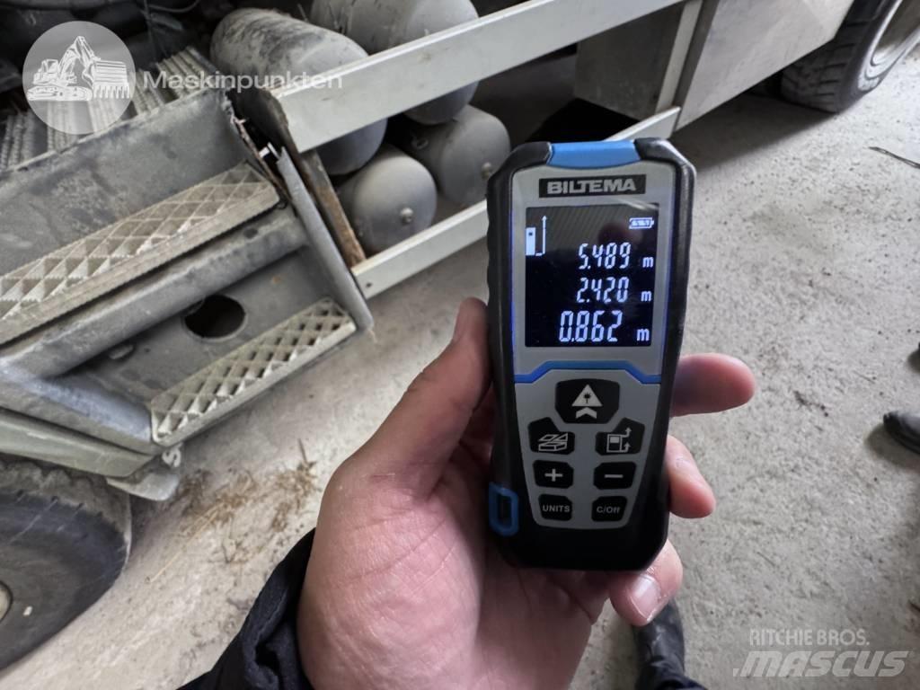  Schaktflak 11 m3 Appareils à bras
