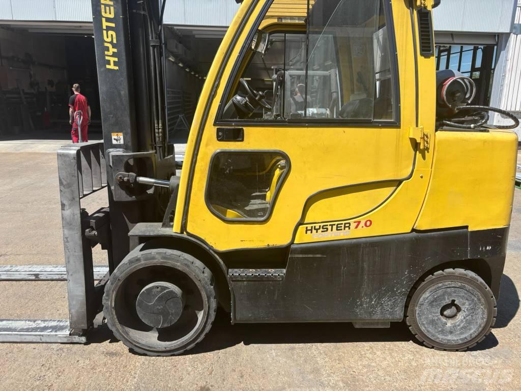 Hyster S7.0FT Chariots GPL