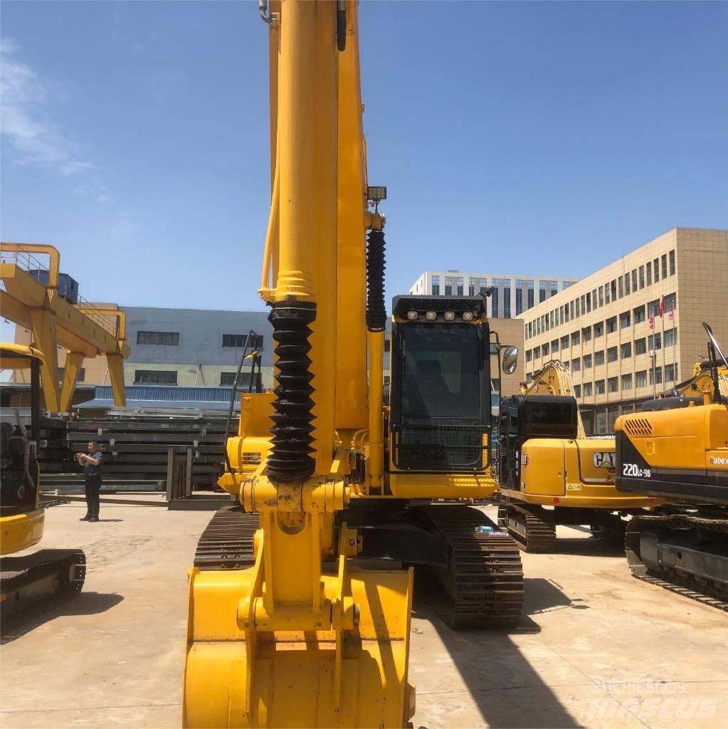 Komatsu PC200 Pelle sur chenilles