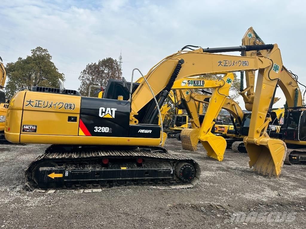 CAT 320 D2 Pelle sur chenilles