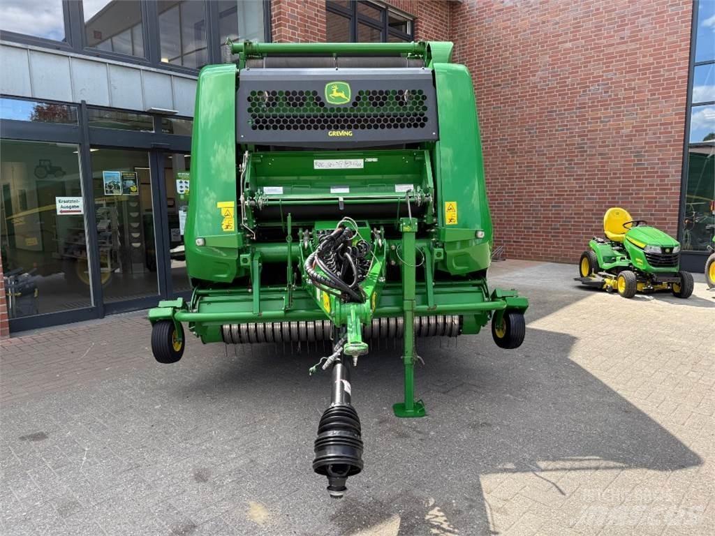 John Deere 990 Presse à balle ronde