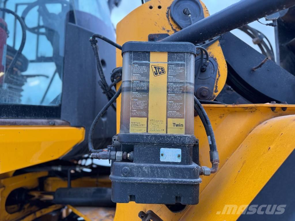 JCB 427 STAGE V Chargeuse sur pneus