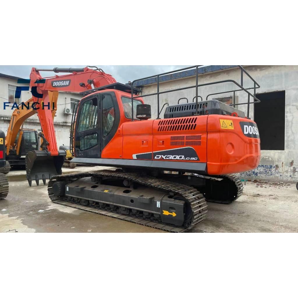 Doosan DX 300 LC LR Pelle sur chenilles