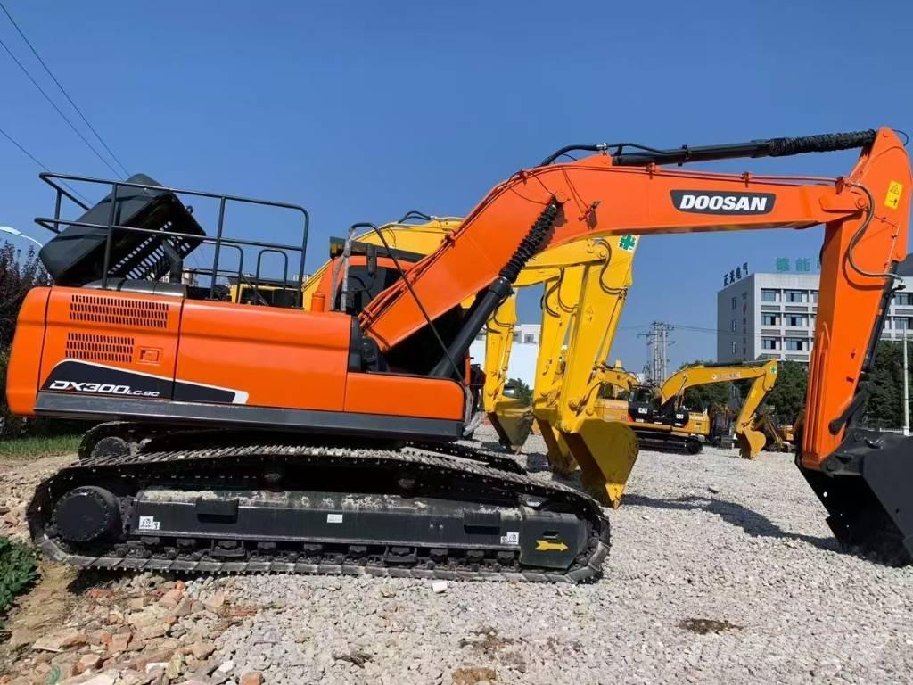 Doosan 300 Pelle sur chenilles