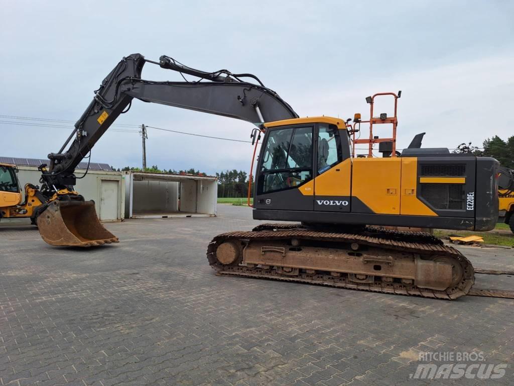 Volvo EC 220 EL Pelle sur chenilles