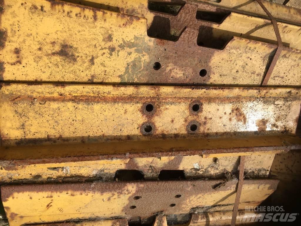 CAT D 6 N LGP Bouteurs sur chenilles