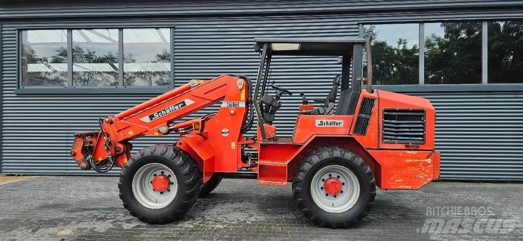 Schäffer 870 T Chargeuse sur pneus