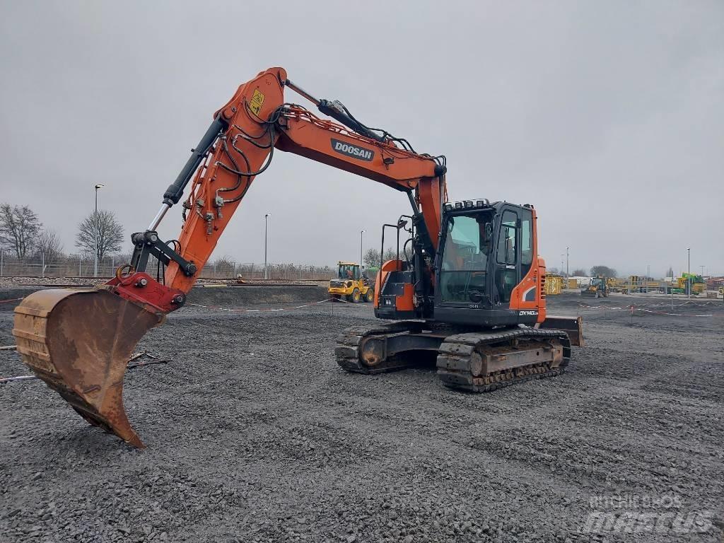 Develon DX 140 LCR-5 Pelle sur chenilles