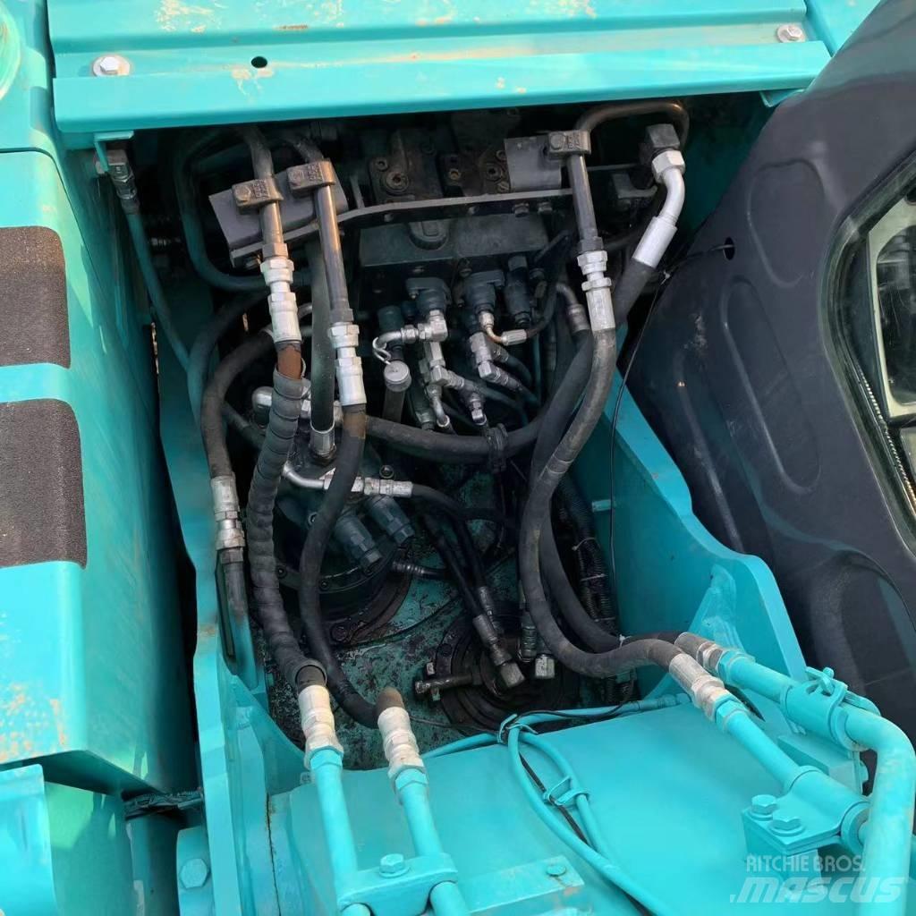 Kobelco 140 SR Pelle sur chenilles