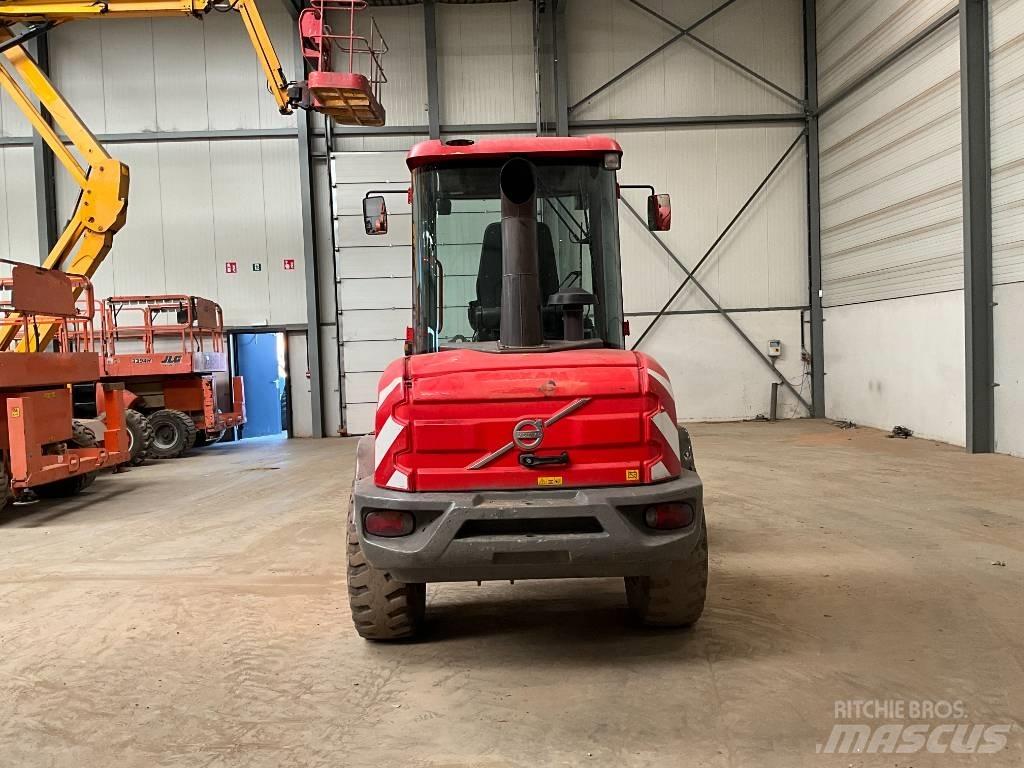 Volvo L 30 G Chargeuse sur pneus