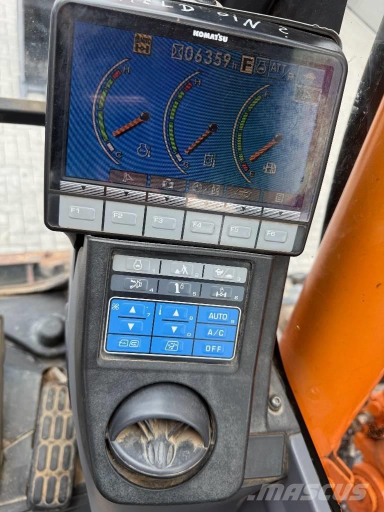 Komatsu PW 148-8 Pelle sur pneus
