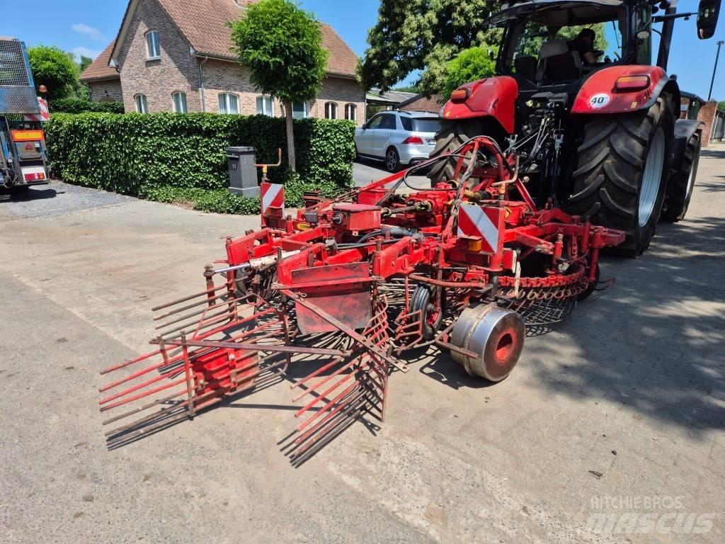 Gilles A47 Arracheuse de betteraves