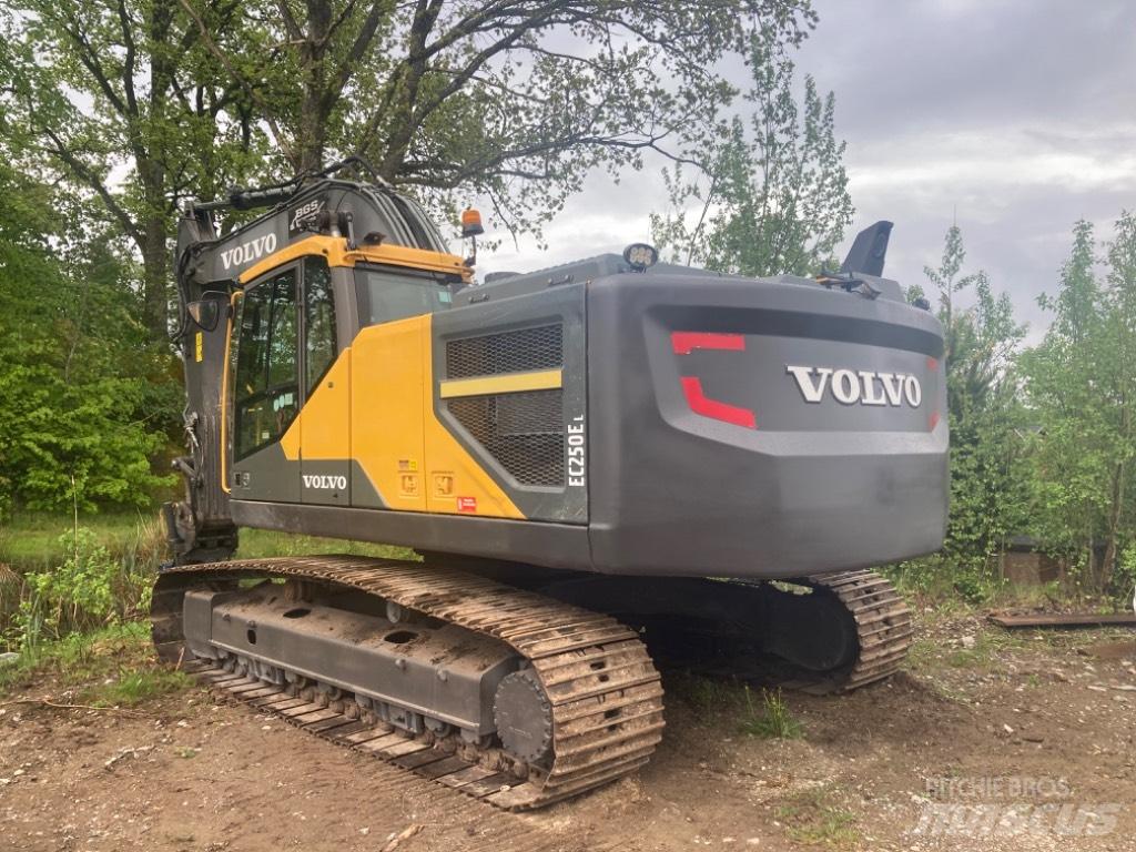 Volvo EC 250 EL Pelle sur chenilles
