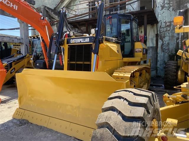 CAT D 6 G Bouteurs sur chenilles