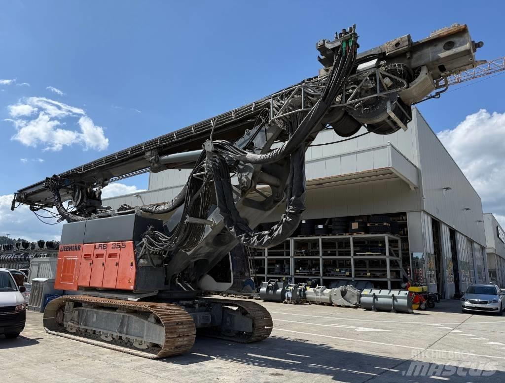 Liebherr LRB 355 Foreuse