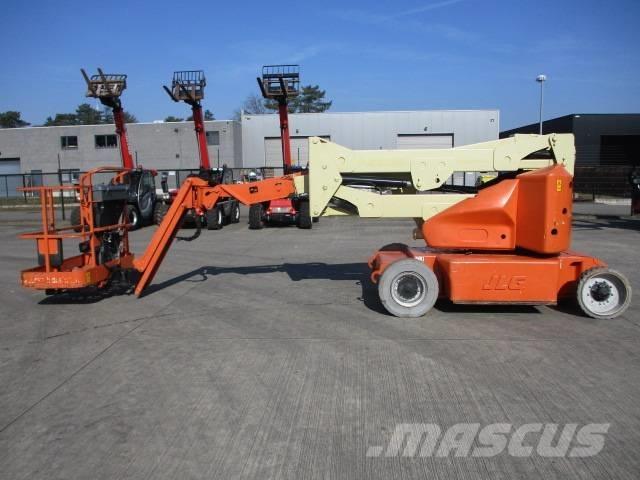 JLG E 400 AJPN (817) Nacelle Automotrice