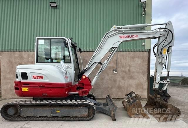 Takeuchi TB 260 Mini pelle < 7t