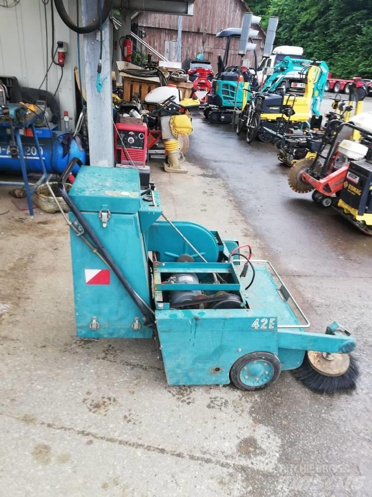 Tennant E42 Balayeuse / Autolaveuse