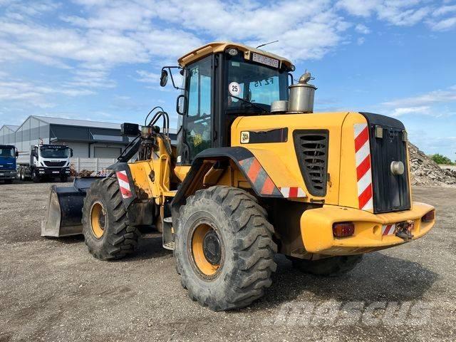 JCB 436 HT Chargeuse sur pneus