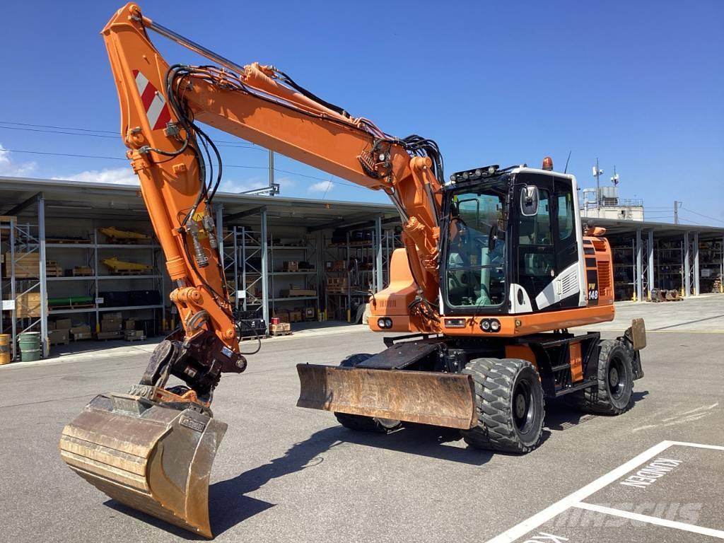 Komatsu PW 148-11 Pelle sur pneus