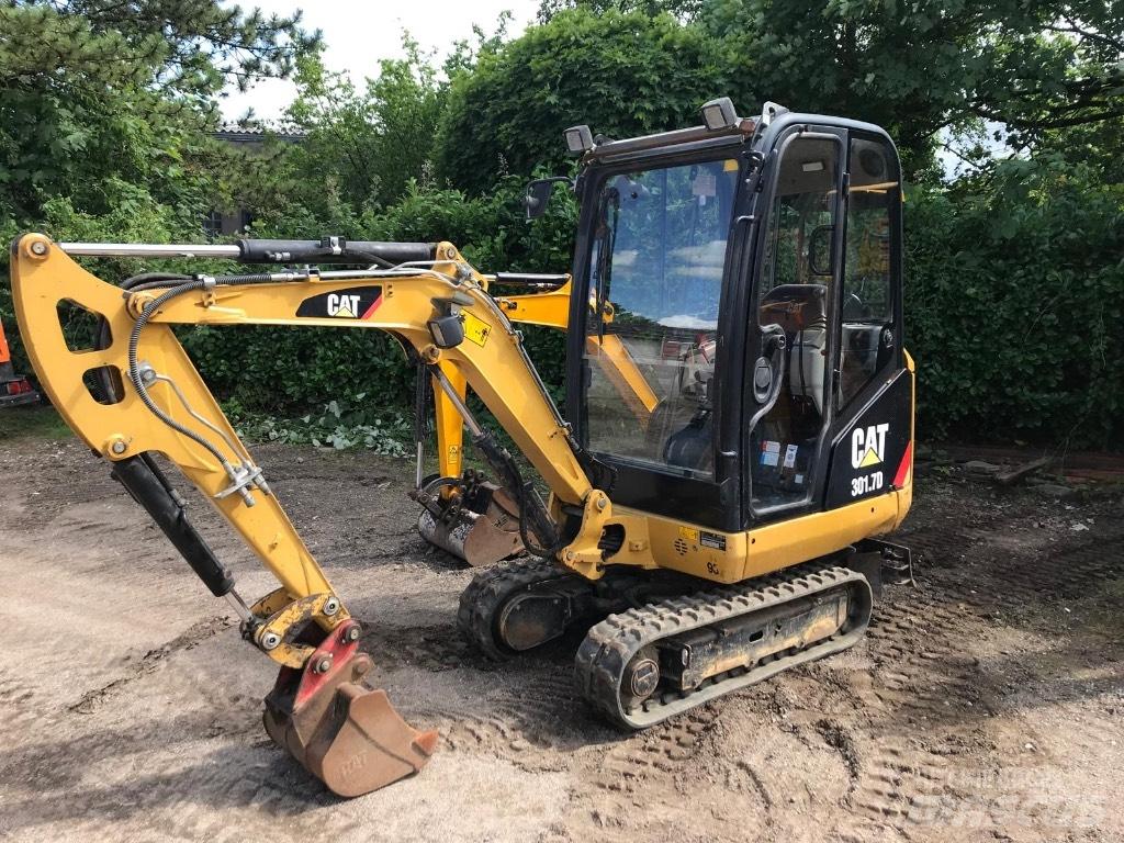 CAT 301.7 D Mini pelle < 7t
