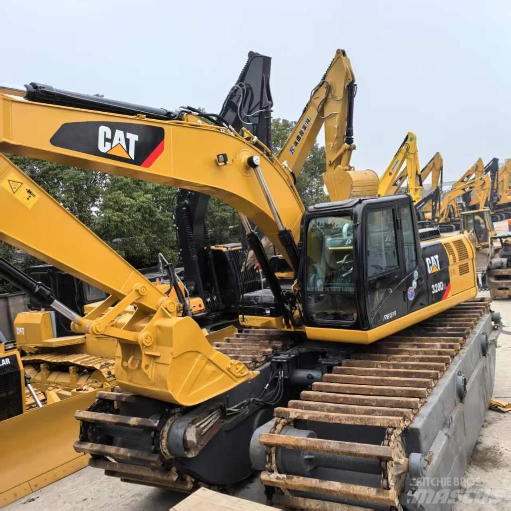 CAT 320 D Pelles amphibies