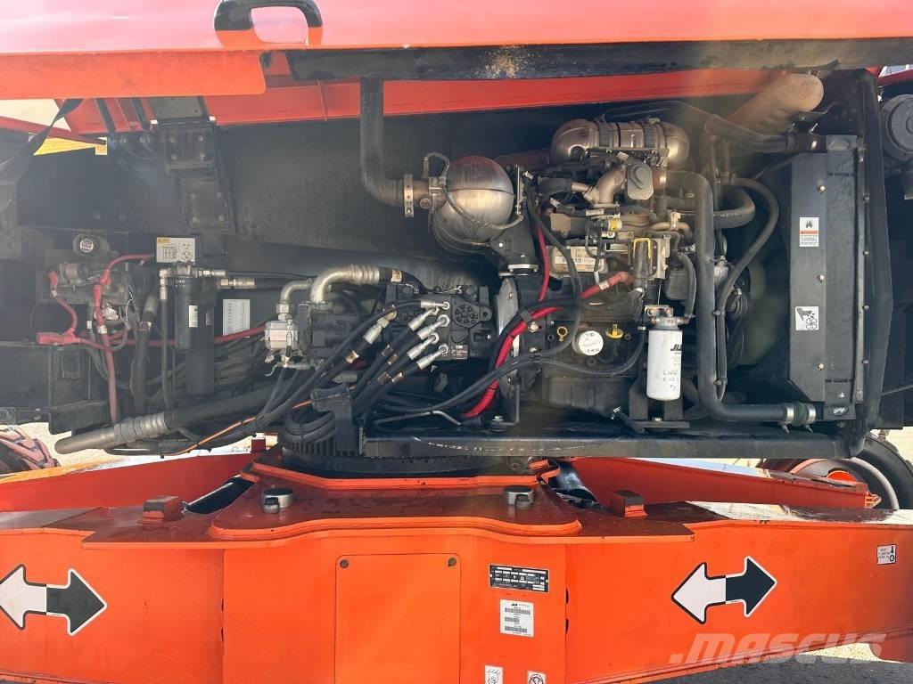 JLG 1500AJP Nacelles articulées
