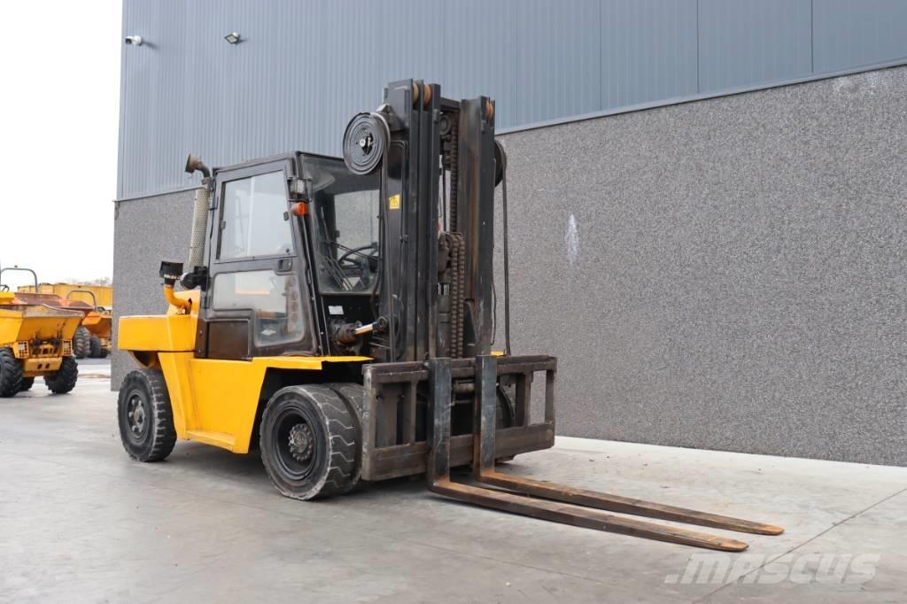 Nissan WF05 H 70 U Chariots diesel