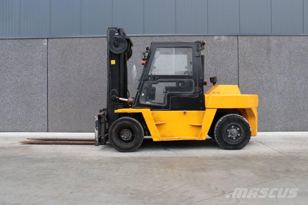 Nissan WF05 H 70 U Chariots diesel