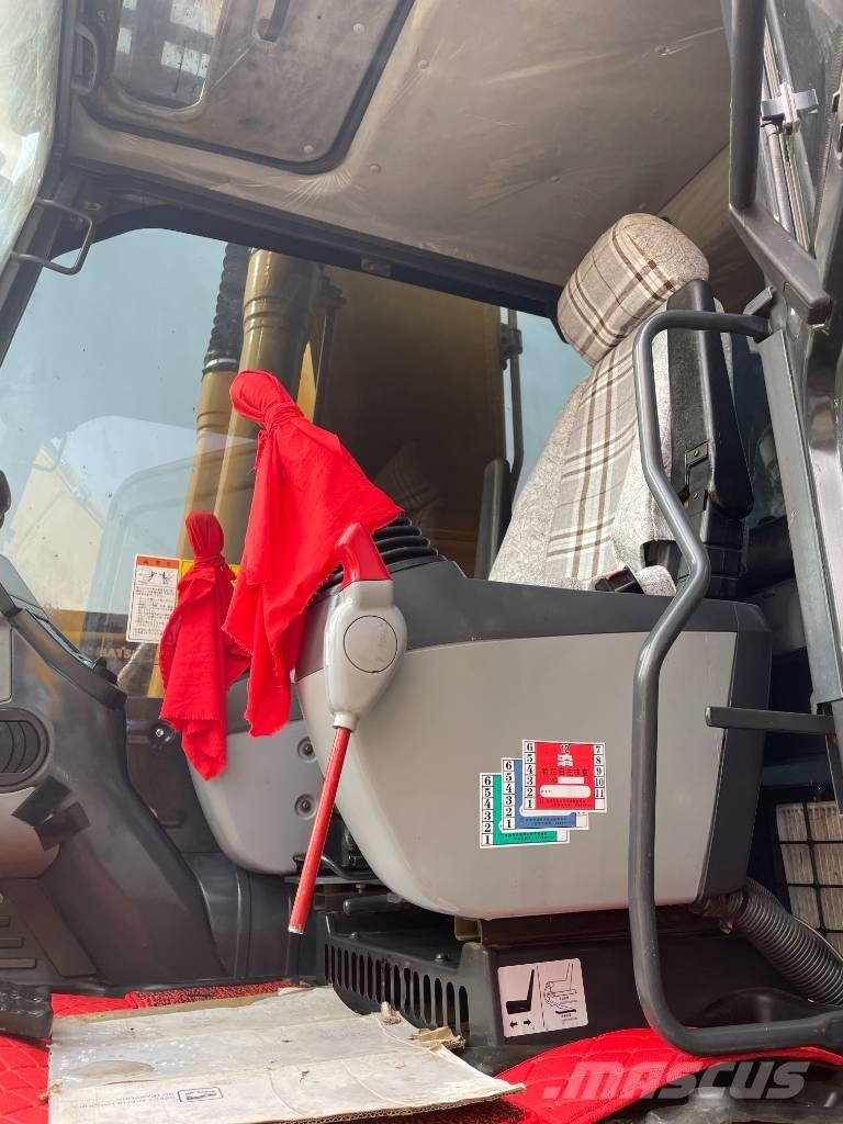 Komatsu PC 200-8 Pelle sur chenilles