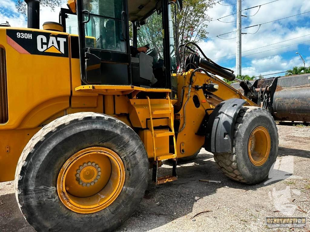 CAT 930 H Chargeuse sur pneus